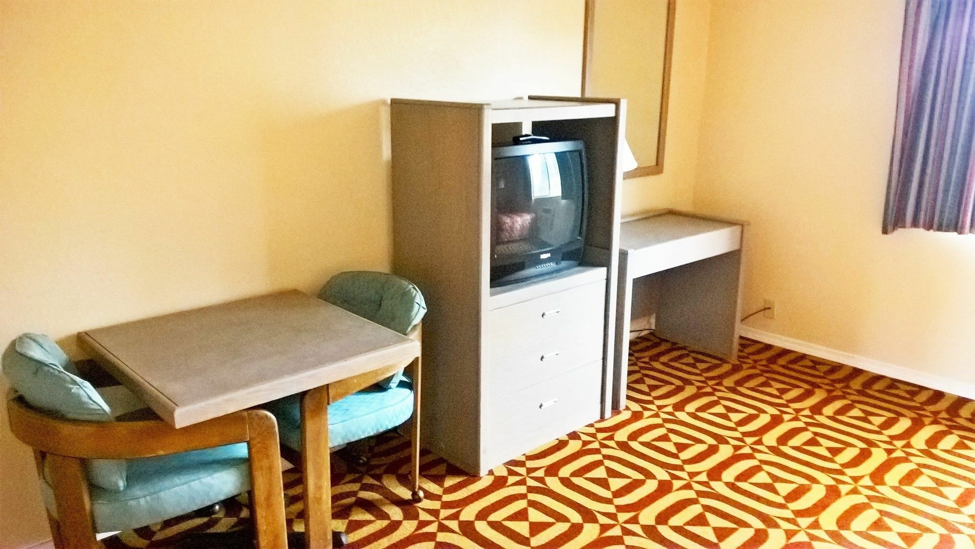 Portland Value Inn And Suites Екстериор снимка